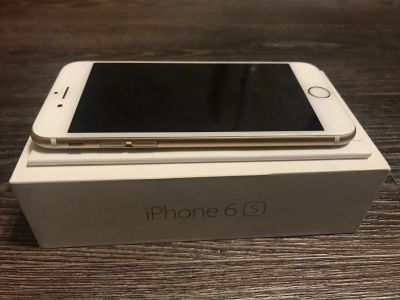 Лот: 17496928. Фото: 1. iPhone 6s 32 gold. Смартфоны