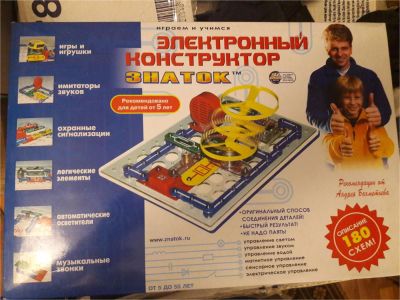 Лот: 10381808. Фото: 1. электронный конструктор знаток... Конструкторы