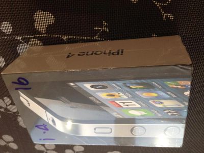 Лот: 3680197. Фото: 1. Apple iPhone 4 16G Новый, в заводской... Смартфоны