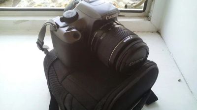 Лот: 6081996. Фото: 1. Canon 1100D + 32gb. Цифровые зеркальные