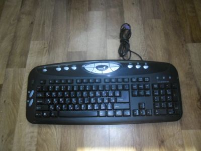 Лот: 7264136. Фото: 1. клавиатура Genius K640. Клавиатуры и мыши