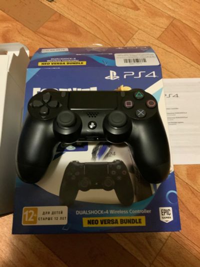 Лот: 15205026. Фото: 1. Гейпад джойстик DualShock 4 для... Аксессуары для игровых приставок, консолей, геймпады