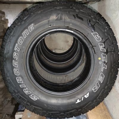 Лот: 22224585. Фото: 1. Bridgestone Dueler A/T 001 235... Шины