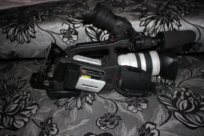 Лот: 4538222. Фото: 1. Canon XL2 видеокамера. Видеокамеры