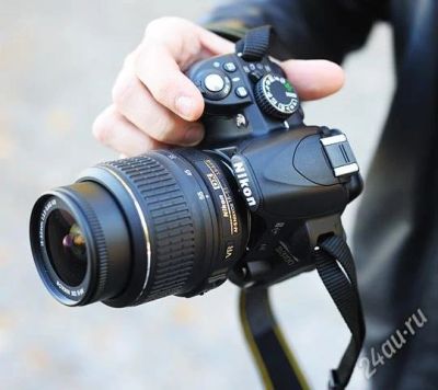 Лот: 1656835. Фото: 1. зеркальный фотоаппарат nikon d3100... Цифровые зеркальные