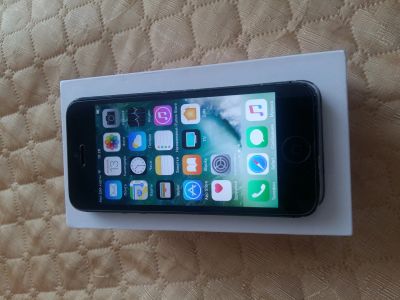 Лот: 12882015. Фото: 1. Iphone 5S/16Gb. Смартфоны