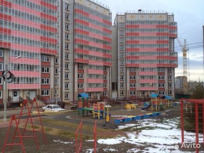 Лот: 7110948. Фото: 1. Сдам 1 комнатную квартиру на длительный... Квартиры, студии