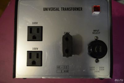 Лот: 9695283. Фото: 1. Стабилизатор Universal transformer... Стабилизаторы напряжения, ЛАТР