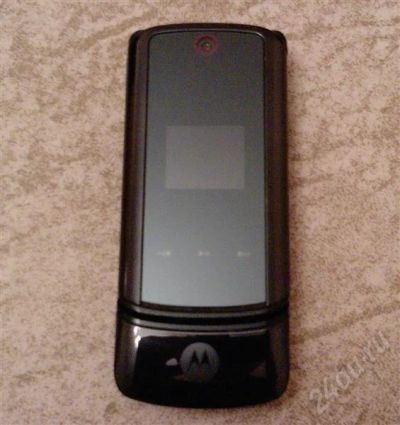 Лот: 508938. Фото: 1. Motorola KRZR K1. Кнопочные мобильные телефоны