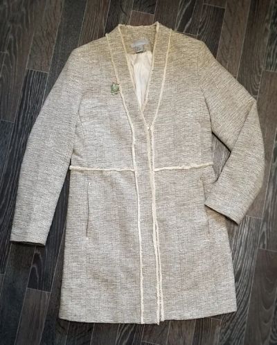 Лот: 11416567. Фото: 1. бежевое пальто H&M. Верхняя одежда
