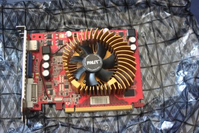 Лот: 13927655. Фото: 1. Palit Radeon HD 4650. Видеокарты
