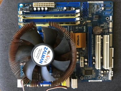 Лот: 12143519. Фото: 1. Asrock n68c-s ucc + 2gb DDR2... Материнские платы