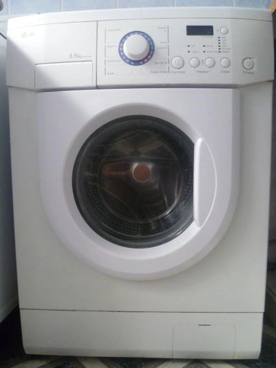 Лот: 4378531. Фото: 1. Стиральная машинка LG 3.5kg. Стиральные машины