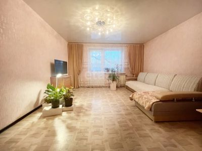 Лот: 21178217. Фото: 1. Продам 3-комн. кв. 65.1 кв.м... Квартиры, студии