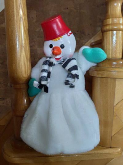 Лот: 18402001. Фото: 1. Снеговик. Гирлянды, шарики, новогодние аксессуары