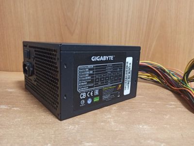 Лот: 18767488. Фото: 1. Блок питания Gigabyte 450W. Корпуса, блоки питания