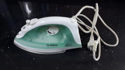 Лот: 24002488. Фото: 1. Утюг BOSCH. Утюги, парогенераторы, отпариватели