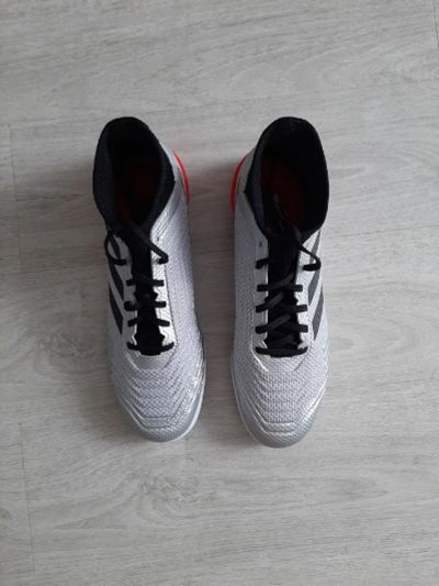 Лот: 16751935. Фото: 1. Игровая обувь для зала Adidas... Другое (обмундирование и экипировка)