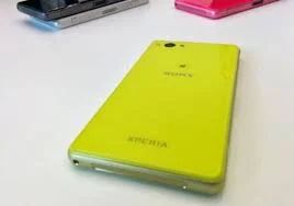 Лот: 6993225. Фото: 1. Sony xpeeia z1 compact. Смартфоны