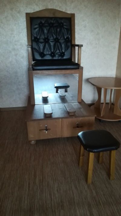 Лот: 13990287. Фото: 1. Кресло чистильщика обуви. Другое (готовый бизнес)