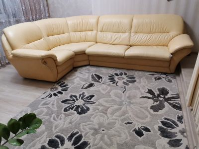 Лот: 15557111. Фото: 1. Диван кожаный. Диваны