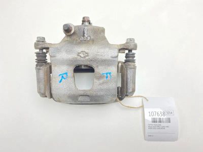 Лот: 25118739. Фото: 1. Суппорт Nissan Prairie 1990 4100171E02... Двигатель и элементы двигателя