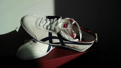 Лот: 3559561. Фото: 1. Кроссовки Onitsuka Tiger by Asics. Кеды, кроссовки, слипоны