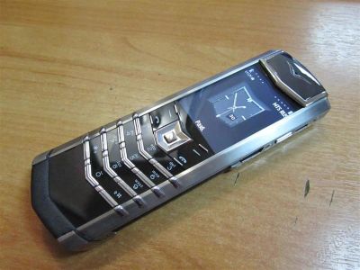 Лот: 2389631. Фото: 1. Vertu Signature S Design. Кнопочные мобильные телефоны