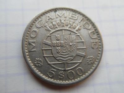 Лот: 8653032. Фото: 1. Мозамбик 5 эскудо 1973 (Португальская... Африка