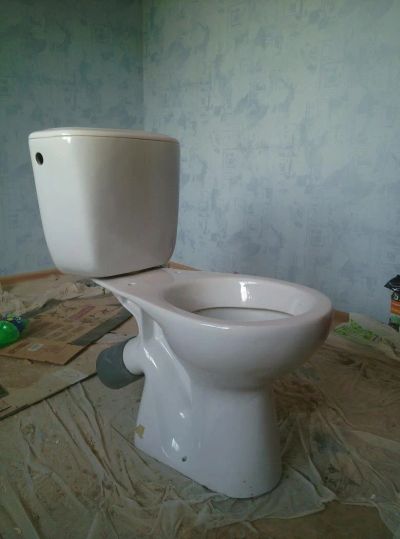 Лот: 10305338. Фото: 1. Унитаз с бачком б/у. Унитазы, биде