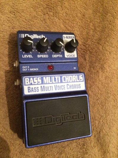 Лот: 7838311. Фото: 1. Digitech Bass Multi Chorus - цена... Гитарные эффекты и комбоусилители