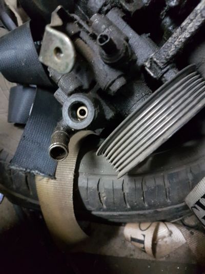 Лот: 15168256. Фото: 1. Avensis насос гур. Двигатель и элементы двигателя