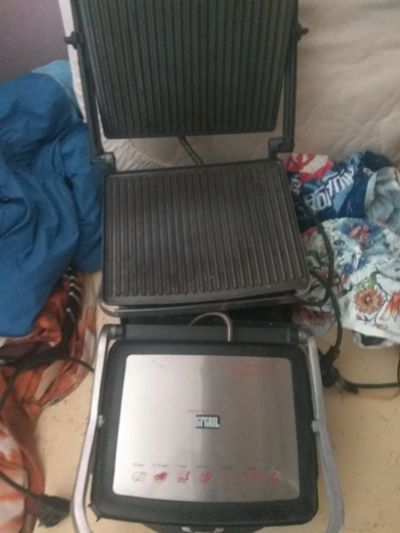 Лот: 17386013. Фото: 1. Электрогриль. Кухонная