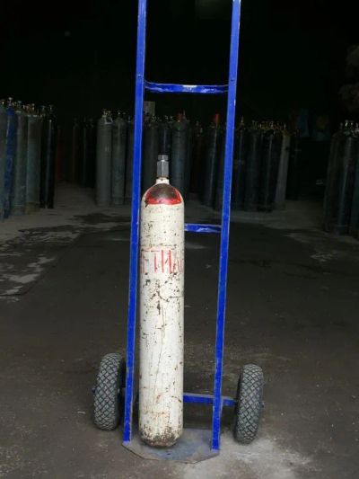 Лот: 20866001. Фото: 1. Баллон ацетилен 10. Баллоны, газ в баллонах