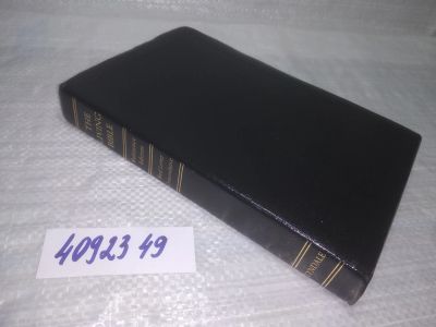 Лот: 25588255. Фото: 1. вбР/оз(4092349)The Living Bible. Религия, оккультизм, эзотерика