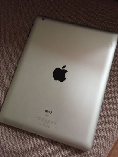 Лот: 11747542. Фото: 1. Apple iPad 32Gb MD329RS/A белый. Планшеты