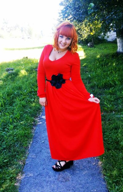 Лот: 8690948. Фото: 1. Платье в пол 46-48 размер. Платья