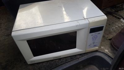 Лот: 13666383. Фото: 1. Микроволновая печь Samsung m1736nr... Микроволновки, мини-печи
