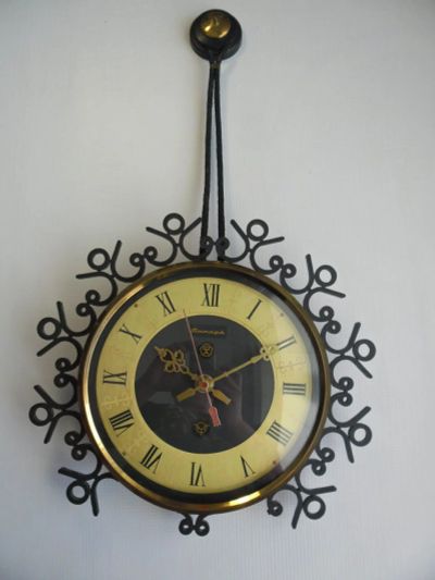 Лот: 11430146. Фото: 1. Часы настенные Янтарь (СССР). Предметы интерьера и быта