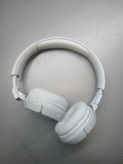 Лот: 17963174. Фото: 1. Наушники JBL560. Красноярск