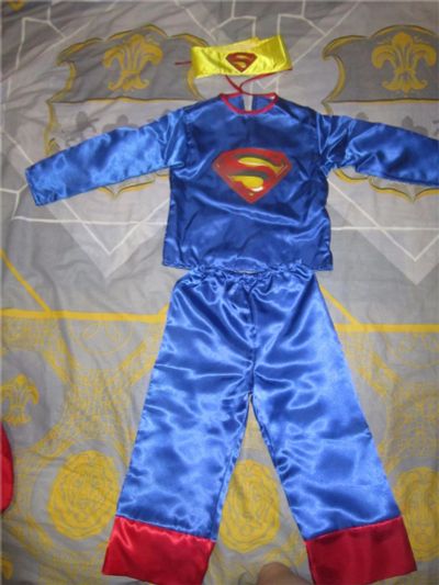 Лот: 10641397. Фото: 1. костюм Супермена. Комплекты, комбинезоны, костюмы