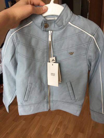 Лот: 9539404. Фото: 1. Кожанка Armani. Верхняя одежда
