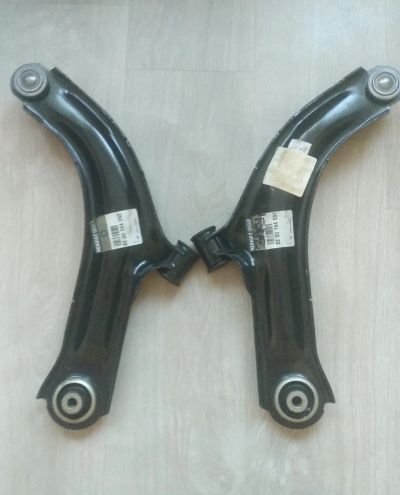 Лот: 15833950. Фото: 1. Рычаги Renault 8200744092 и 8200744091. Ходовая, подвеска, рулевое управление
