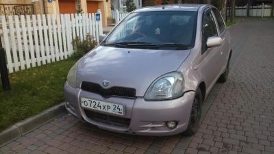 Лот: 4602369. Фото: 1. Toyota Vitz. Автомобили