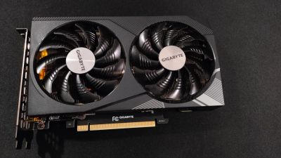 Лот: 25793519. Фото: 1. Видеокарта Gigabyte GeForce RTX... Видеокарты