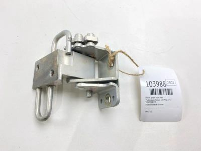 Лот: 24952519. Фото: 1. Петля двери Volkswagen Passat... Кузов