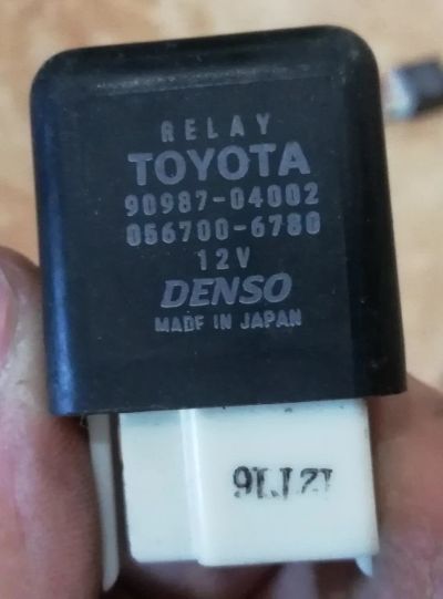 Лот: 12156002. Фото: 1. Продам реле отопителя Toyota 90987-04002. Электрооборудование