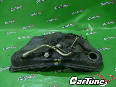 Лот: 10618076. Фото: 1. бензобак R toyota aristo JZS161... Топливная система