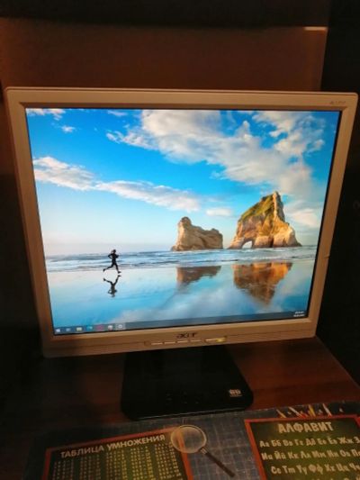 Лот: 17480511. Фото: 1. Монитор с дефектами. ЖК-мониторы