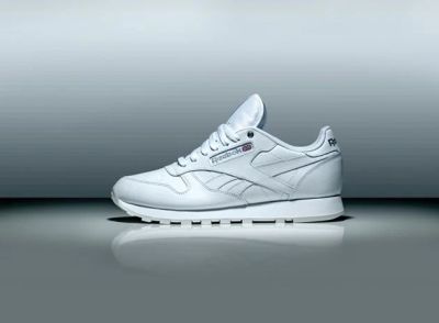 Лот: 5085783. Фото: 1. Reebok classic. Кеды, кроссовки, слипоны
